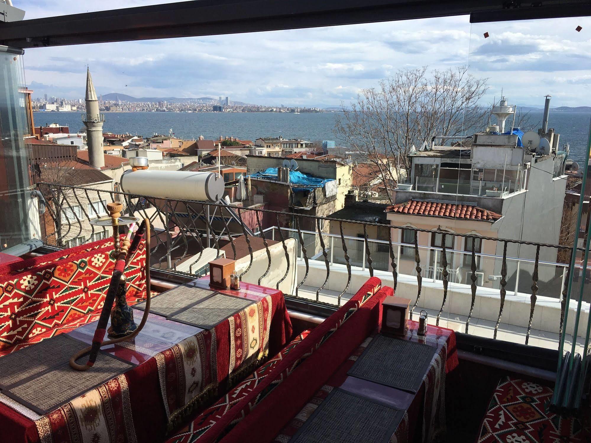 Stanpoli Hostel Стамбул Экстерьер фото